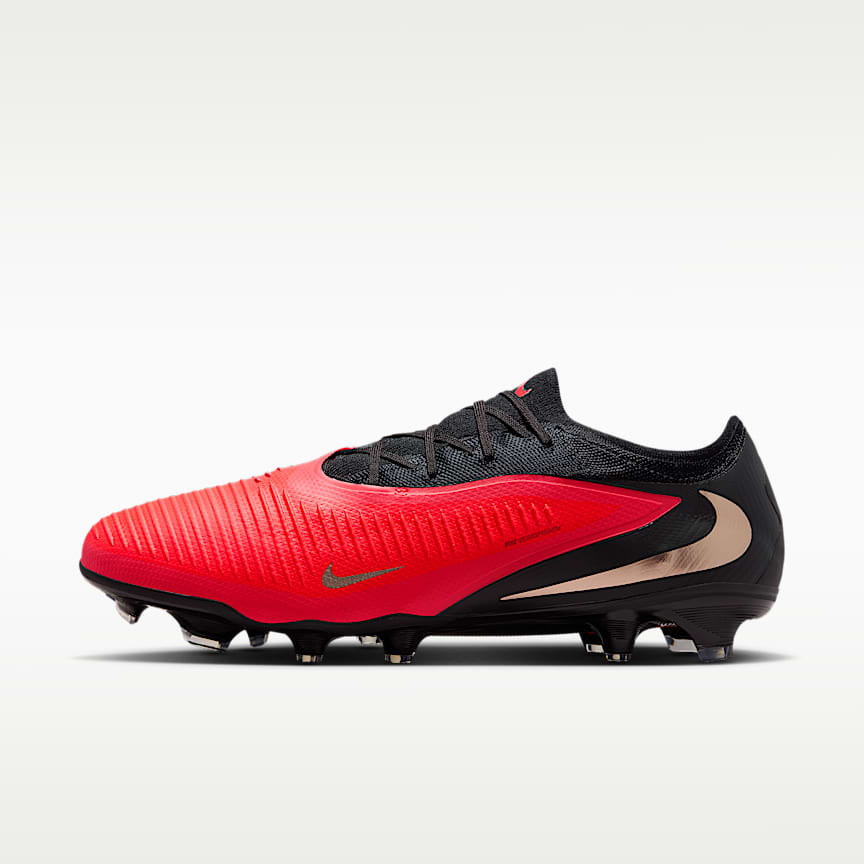 Nike Phantom 6 Low Academy Artificial-Grass Football Boot. Nike RO